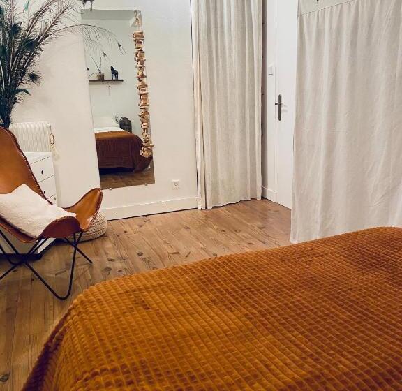 ガーデンビュースタンダードルーム, La Maison D  Hote Du Fond Du Riu