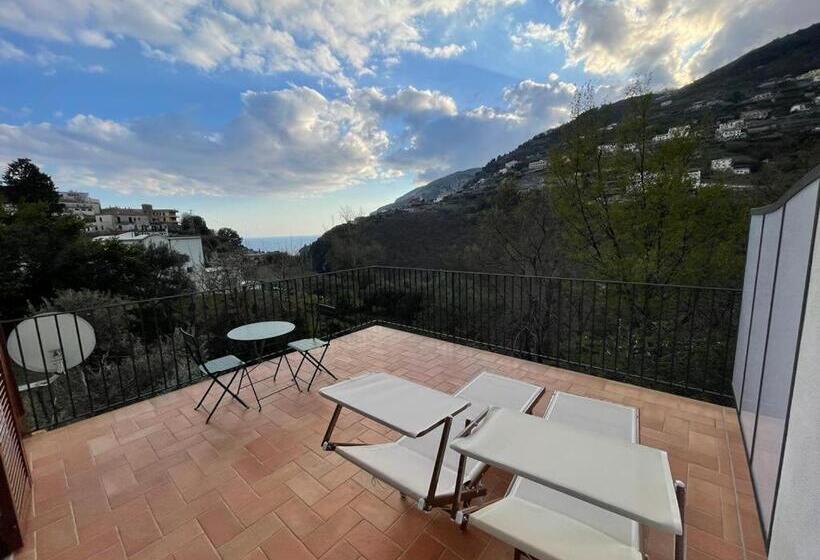 اتاق لوکس, Villa Maera Ravello
