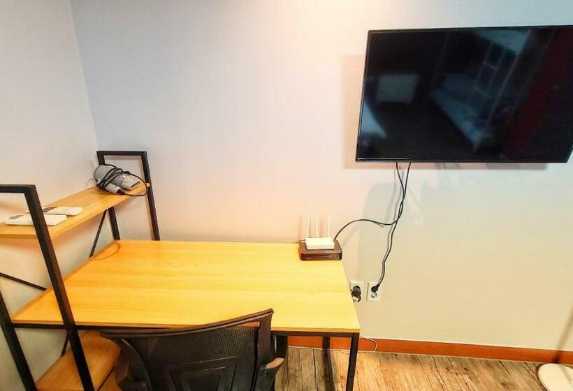 デラックスの４人部屋, Kimchee Busan Downtown Guesthouse