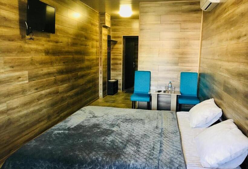 חדר דלוקס, Restaurant Complex Relax
