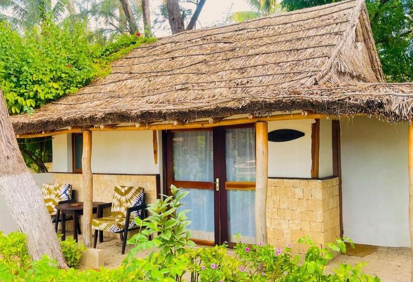 Triple Room Sea View, Vovo Telo Lodge