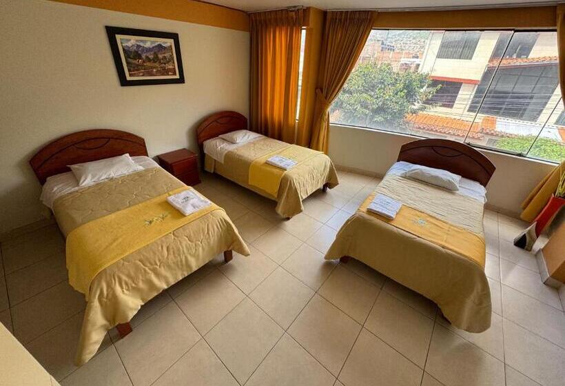 اتاق استاندارد سه نفره, Illari Wari L   Hotel Sauna