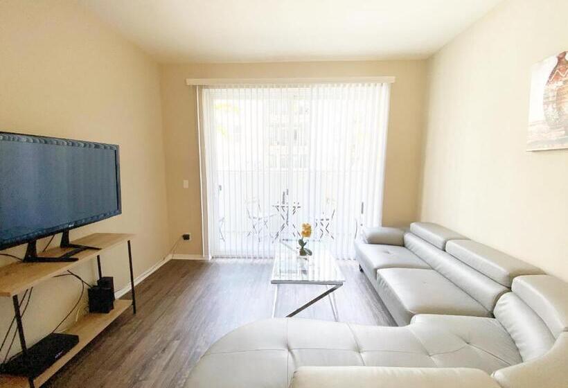 スイート, Marina Apartment Pool,gym,jacuzzi