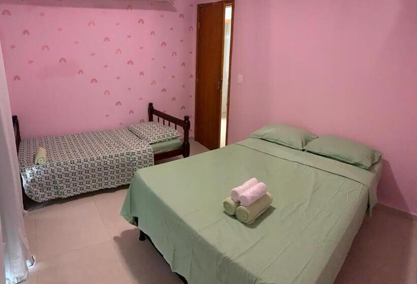 اتاق استاندارد سه نفره, Rb Hospedagem