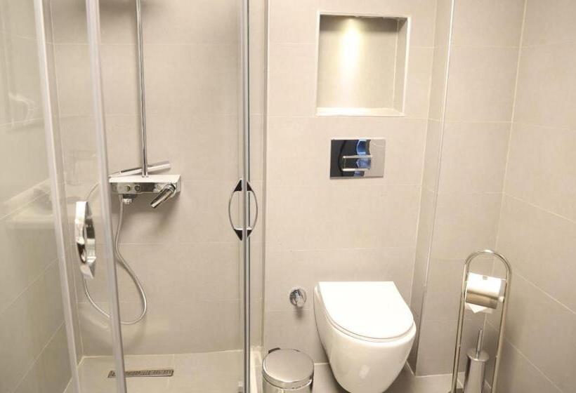 Номер Стандарт Трехместный, The Yalı Konak Hotel İzmir