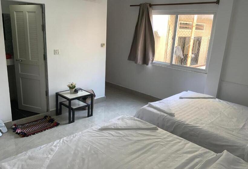 四人标准间, Julieka’s Guesthouse