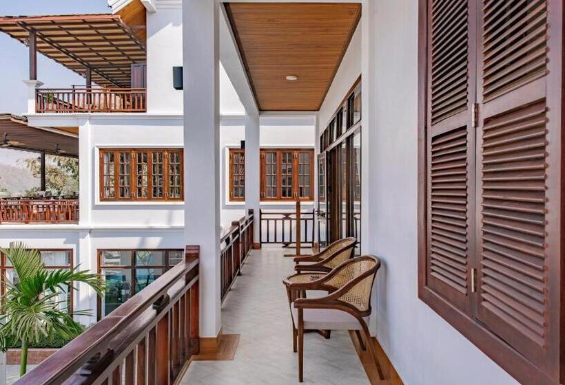 Стандартный Номер Кровать Кинг, Relaxful Hotel泊岸酒店