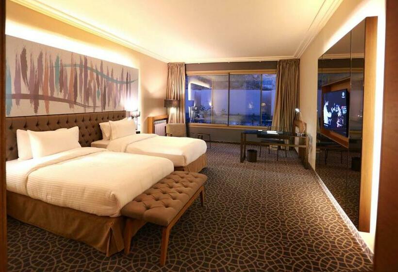 اتاق سوپریور با تخت بزرگ, Mist Hotel & Spa