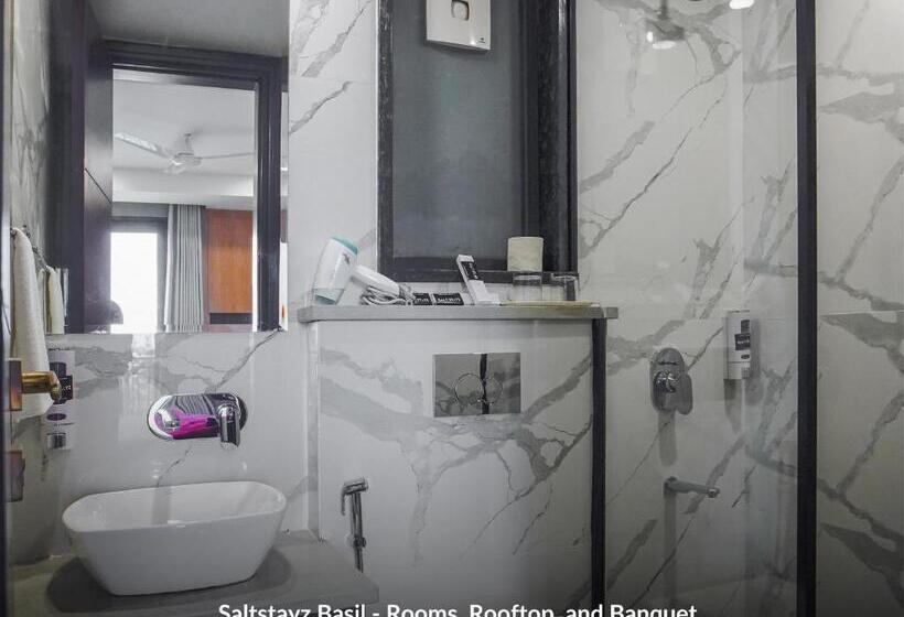 带大床的标准间, Saltstayz Basil   Near Golf Course Road & Extension Road