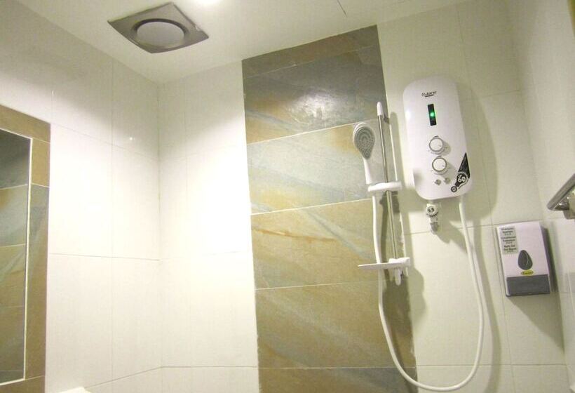 Номер Deluxe, Sun Inns Hotel Pasir Penambang
