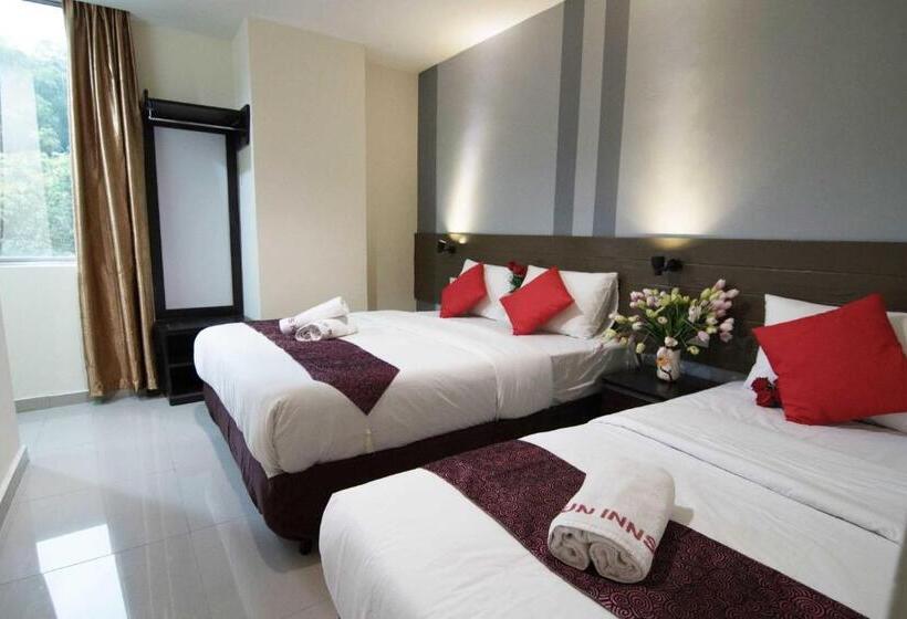 Семейный Номер, Sun Inns Hotel Pasir Penambang