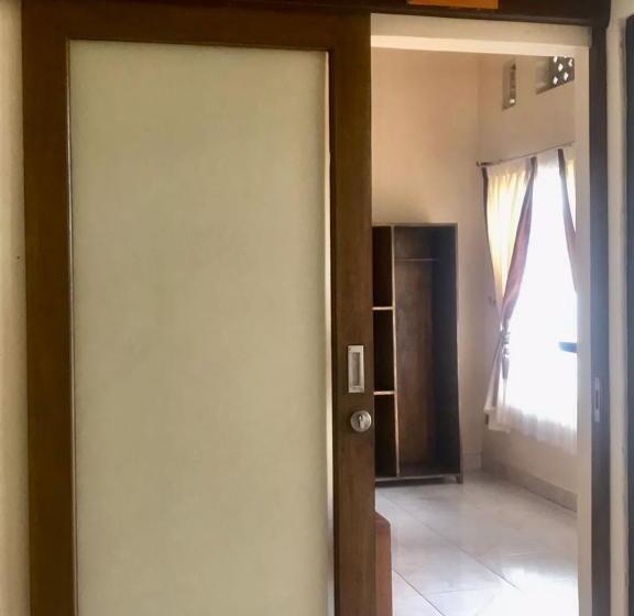 Номер Deluxe с Балконом, Munduk Sena