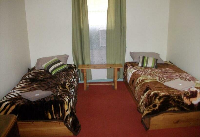 اتاق استاندارد با سرویس بهداشتی مشترک, Broken Hill Tourist Lodge