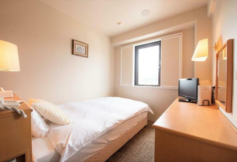 اتاق استاندارد یک نفره, Central Hotel Imari