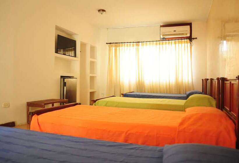 اتاق استاندارد چهار تخته, Rodadero Inn By Geh Suites