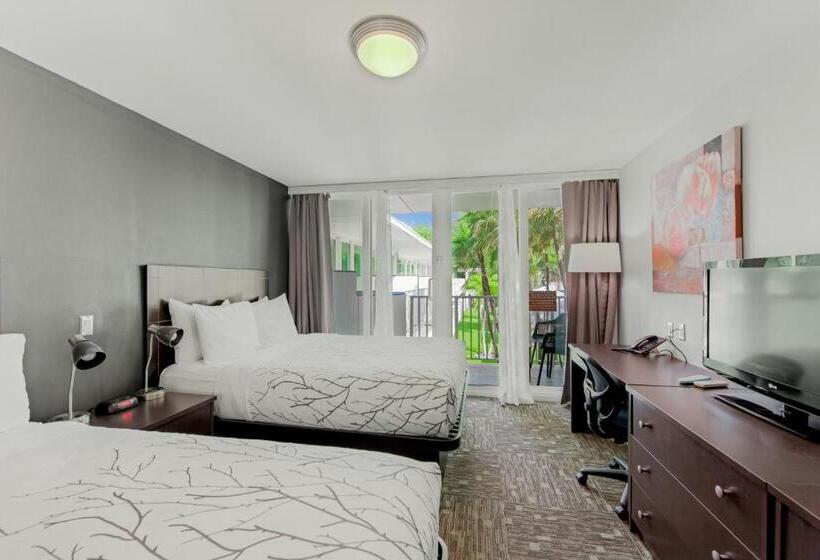 스탠다드 룸 풀장 전망, Casey Key Resorts  Mainland