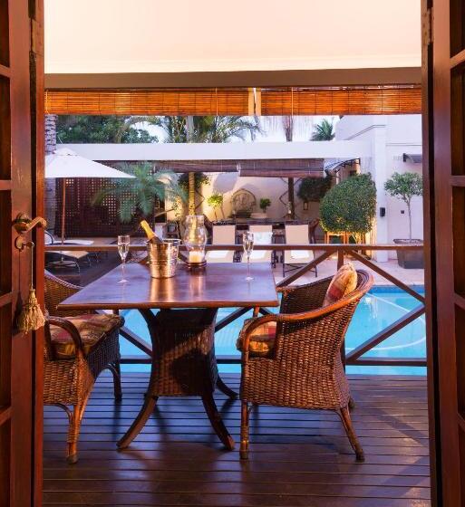 Suíte, Five Burnham Guest House