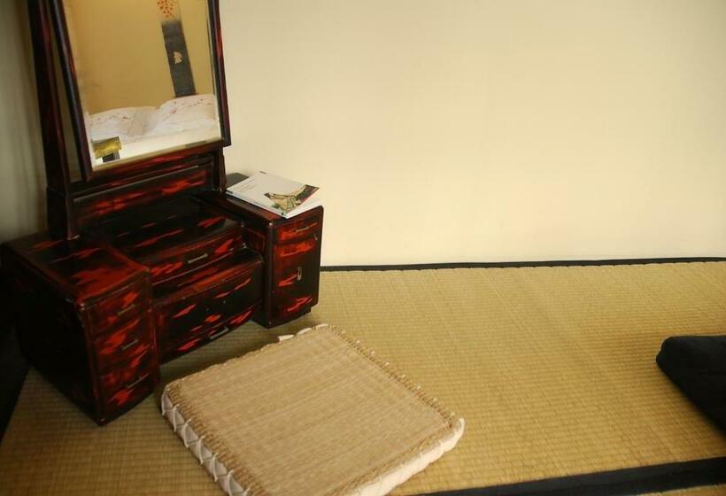 اتاق استاندارد با چشم‌انداز باغ, Minshuku Chambres D'hôtes Japonaises