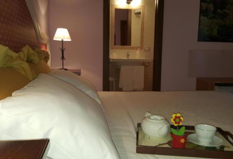 デラックスルーム, B&b Monte Dei Pegni