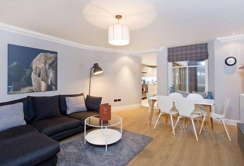 Apartamento Deluxe 3 Quartos, Destiny Scotland   Q Residence