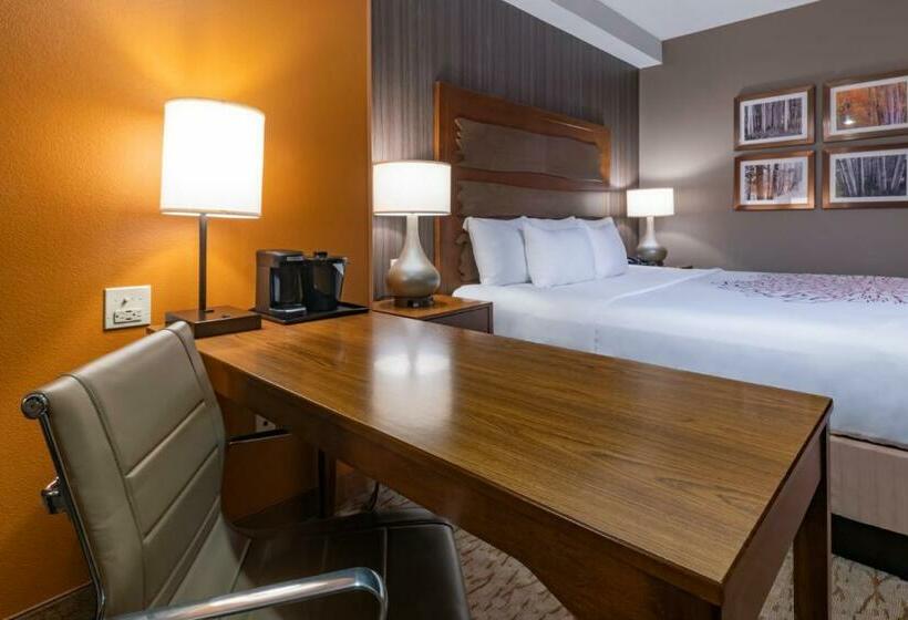 חדר דלוקס מותאם לאנשים עם מוגבלויות, La Quinta By Wyndham Durango