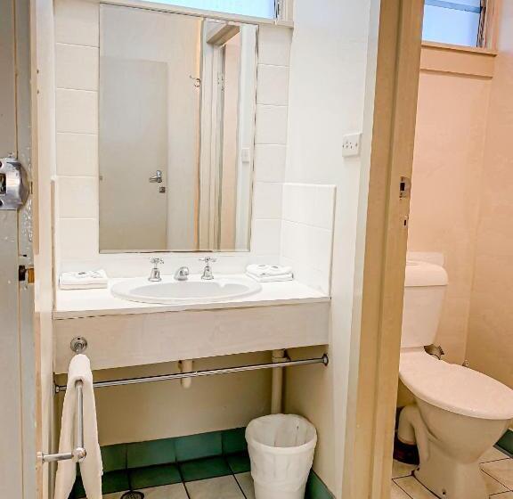 Семейный Номер, Maryborough City Motel