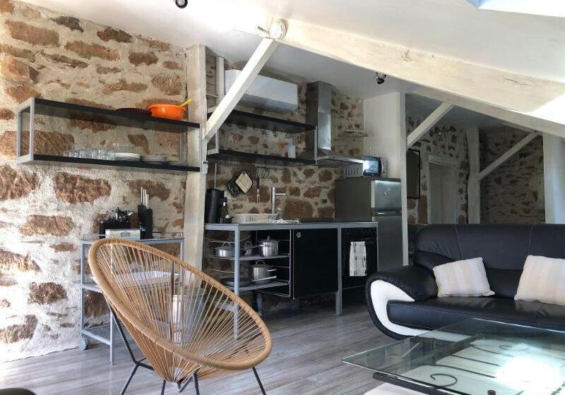 Дом 3 Спальни, Ecuries De Saint Maurice  Maison D Hôtes De Gondou