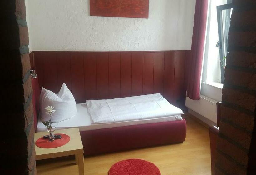 Номер Стандарт Индивидуальный, Schwanenburg