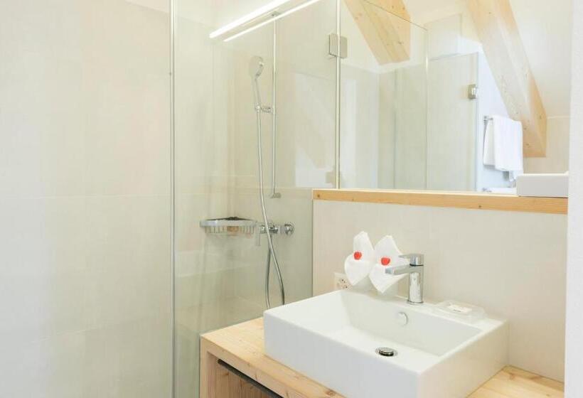 Семейный Номер, Randolins Familienresort