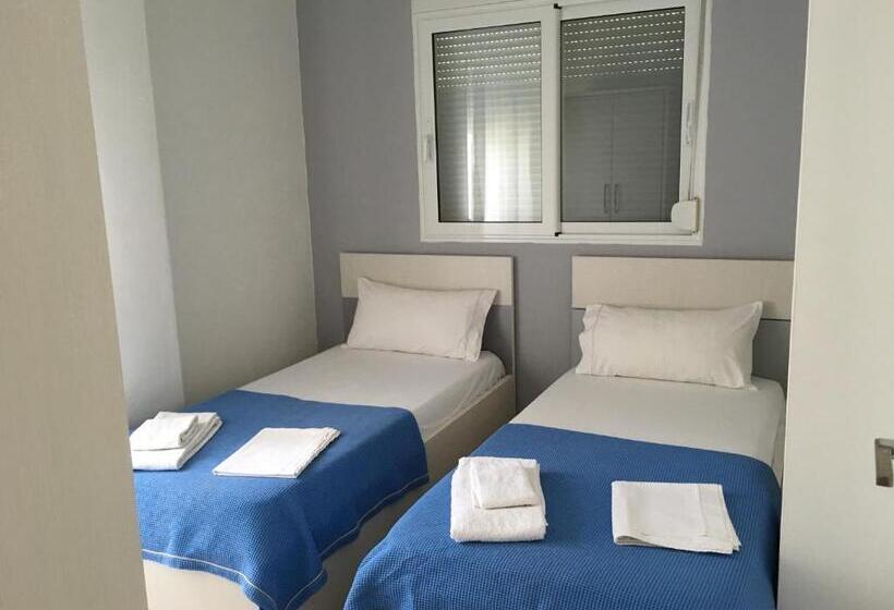 Quarto Familiar, Stolis