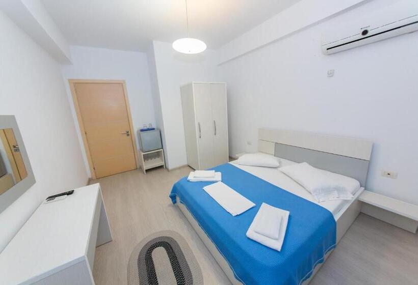 Quarto Familiar, Stolis