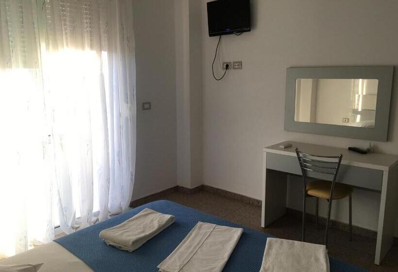 Quarto Deluxe com Sacada, Stolis
