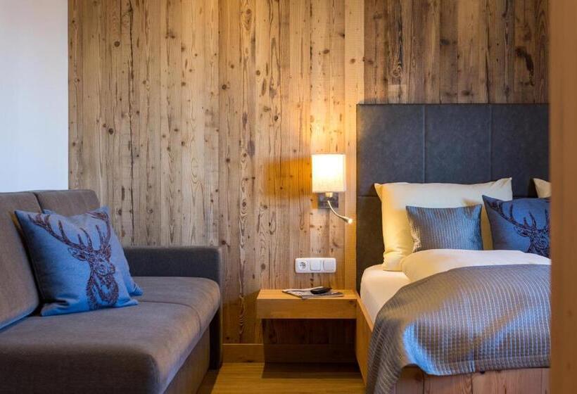 Apartamento 1 Dormitório com Sacada, Das Grünholz Apart