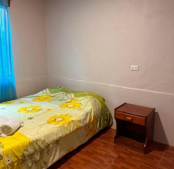 Quarto Estandar Banheiro Compartilhado, Los Tucanes Lodging