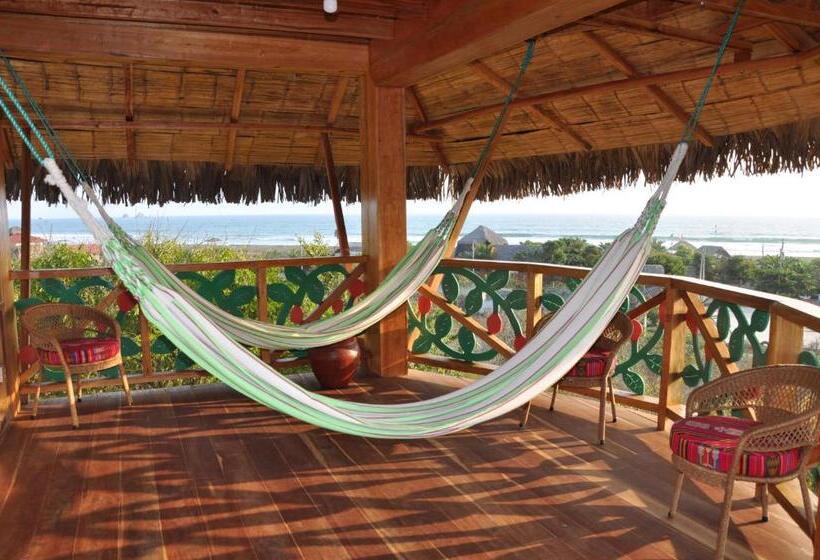 جناح, Azuluna Ecolodge