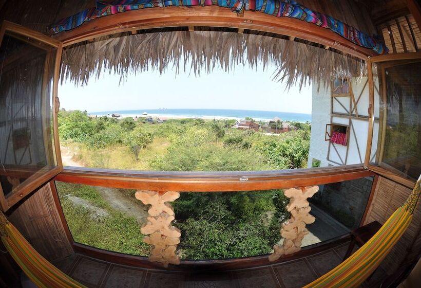 جناح, Azuluna Ecolodge
