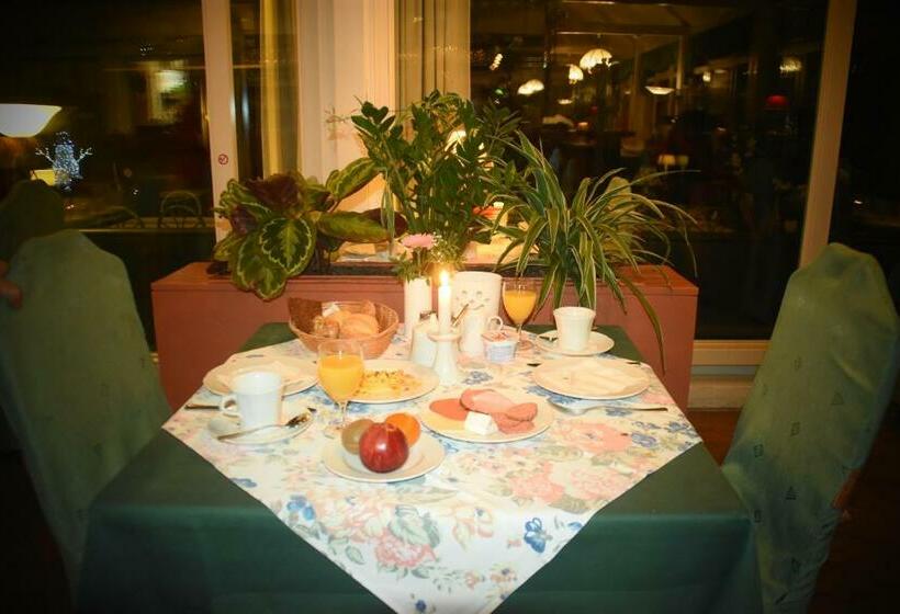 غرفة قياسية فردية, Grüner Baum