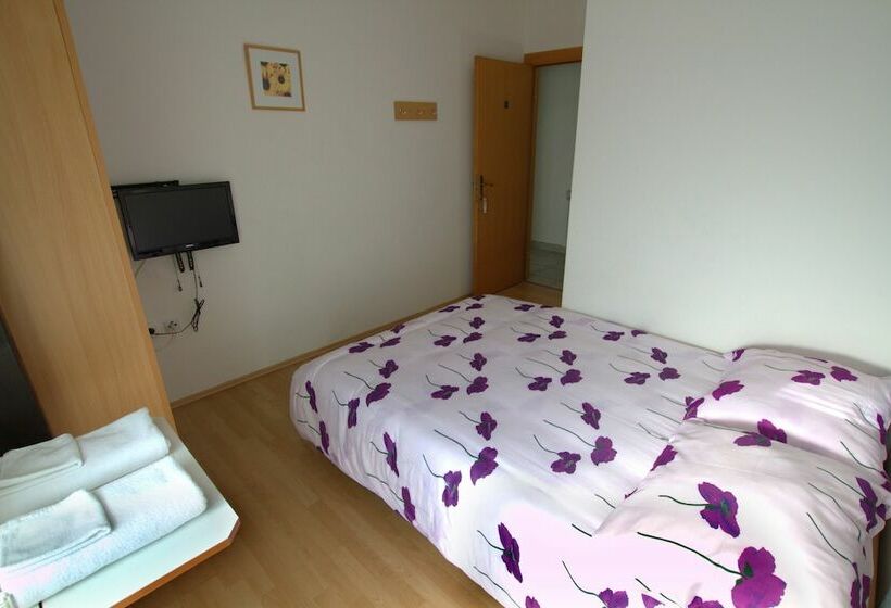اتاق استاندارد, Guest House Ivac Inn Zagreb Airport