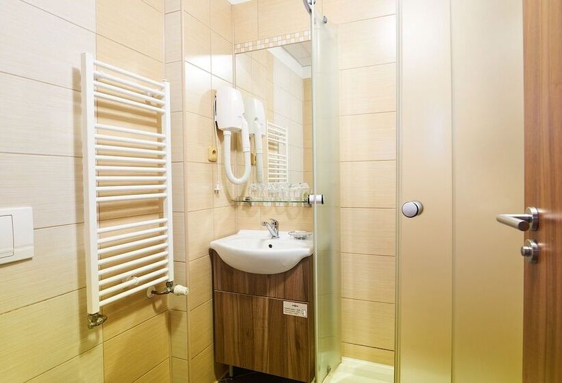 四人标准间, Wellness Hotel Kocanda