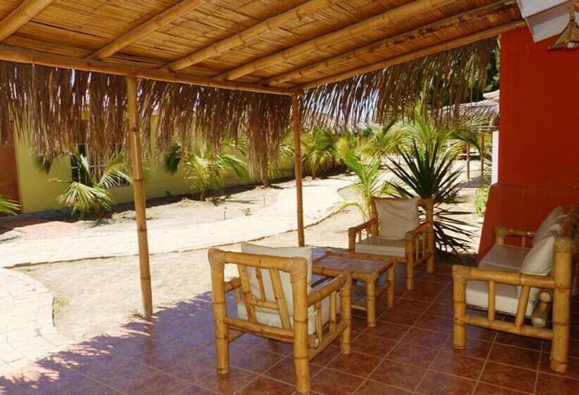 Семейное Бунгало, órganos Beach Bungalows & Suites