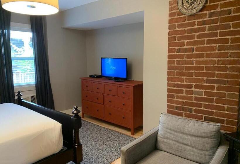 דירת חדר, Fairholm Boutique Inns