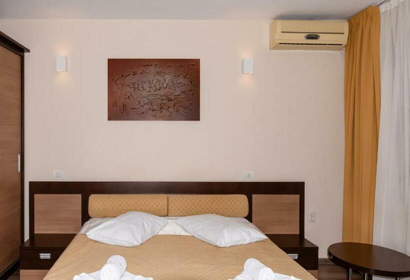 اتاق استاندارد, Grand