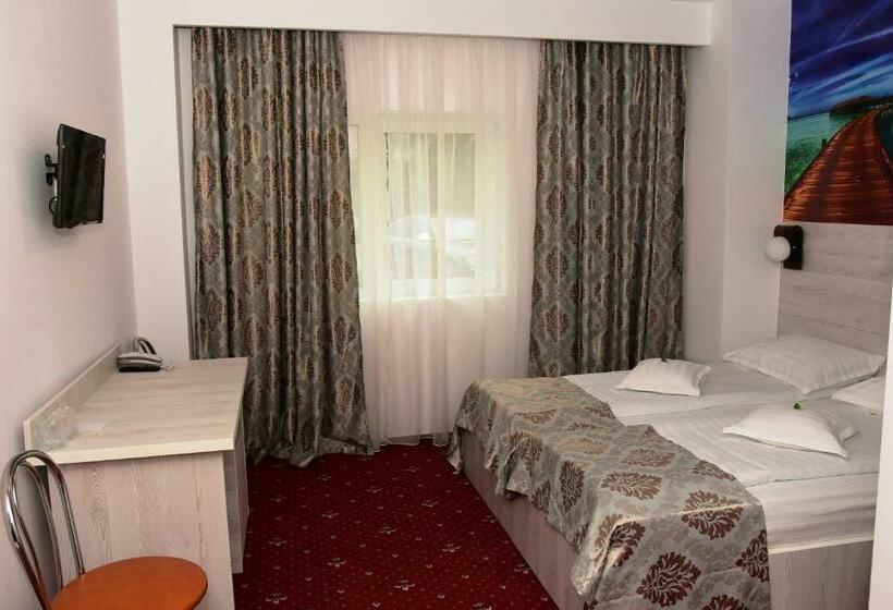 اتاق استاندارد, Hostel Orhideea
