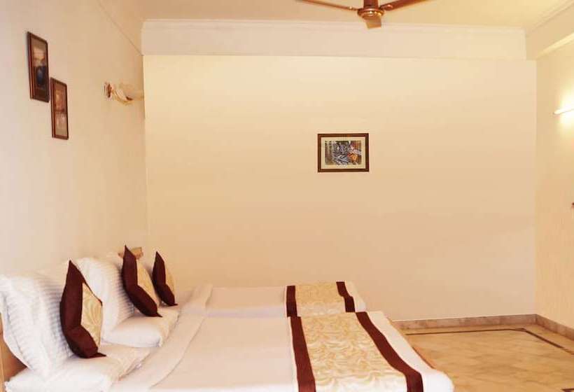 Номер Executive, Optimum Sheela Inn @ Taj