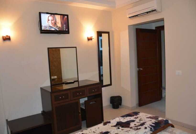 اتاق استاندارد یک نفره, Pacha