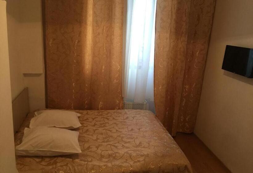 اتاق استاندارد, Rares