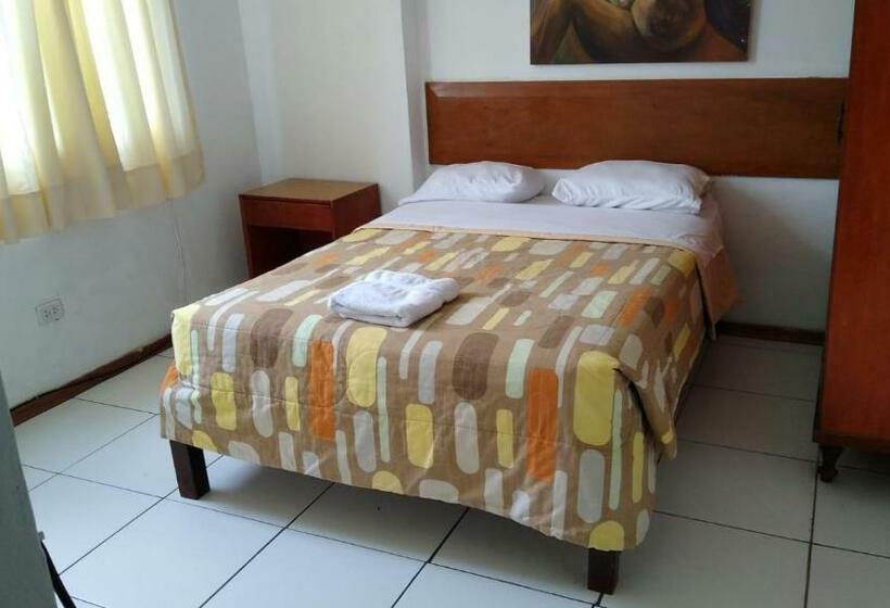 اتاق استاندارد یک نفره, Hospedaje Oscar S