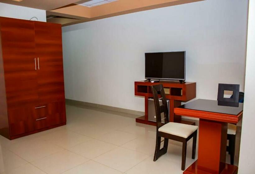 اتاق استاندارد, La Estancia