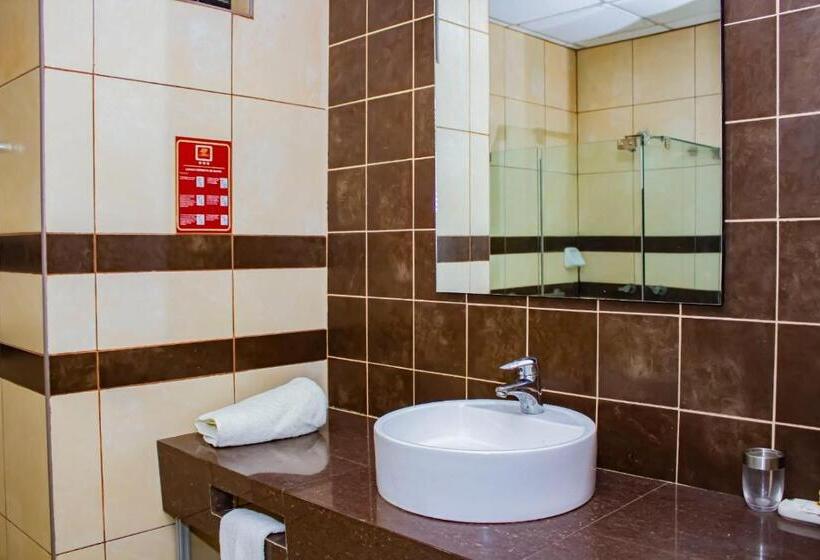 اتاق استاندارد, La Estancia