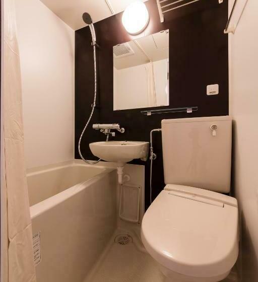 اتاق استاندارد یک نفره, Sarasa Hotel Namba